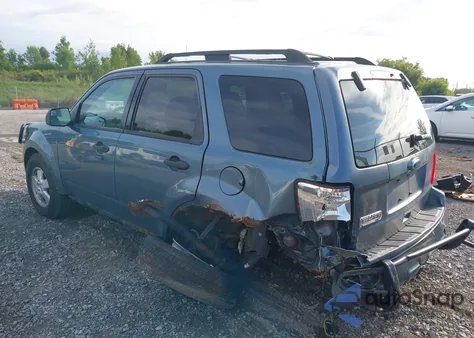2012 Ford Escape Xlt z USA, uszkodzony, nr VIN 1FMCU0D77CKA20954